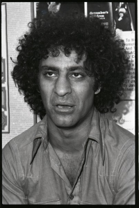 Ashkenazi Jew activist Abbie Hoffman. Observe the likeness to both the Yemeni Jewish men and Saudi Arab men. This similitude ultimately stems from shared Middle Eastern Semitic ancestral roots.