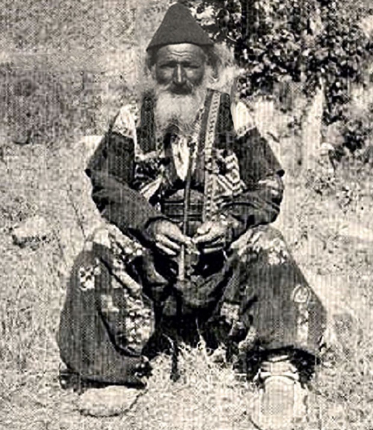 An Assyrian man with the amrani/mariin phenotype. Note the close resemblance to the Socotri man. This shared likeness highlights the fact that, despite mixing significantly with light-skinned outsiders from the Caucasus/Iranian plateau, many modern Assyrians have retained the swarthy complexion of their Semitic ancestors.