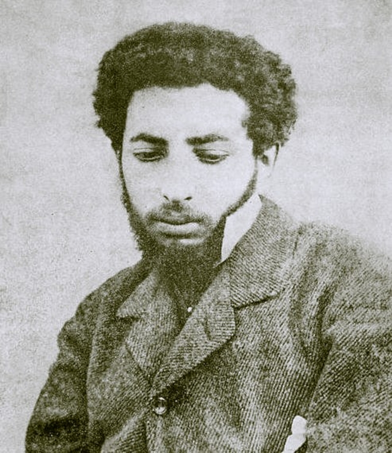 Ashkenazi Jew painter Maurycy Gottlieb, bearing a close resemblance to the ancient Semitic graven figure to the left. Notice the gentleman's markedly "Armenoid" facial features (a relic of contact between his Semitic ancestors and outsiders from the Caucasus vicinity), as well as his thick, curly hair. This so-called "Jewfro" is also rather common among Assyrians, another Semitic population inhabiting Mesopotamia.